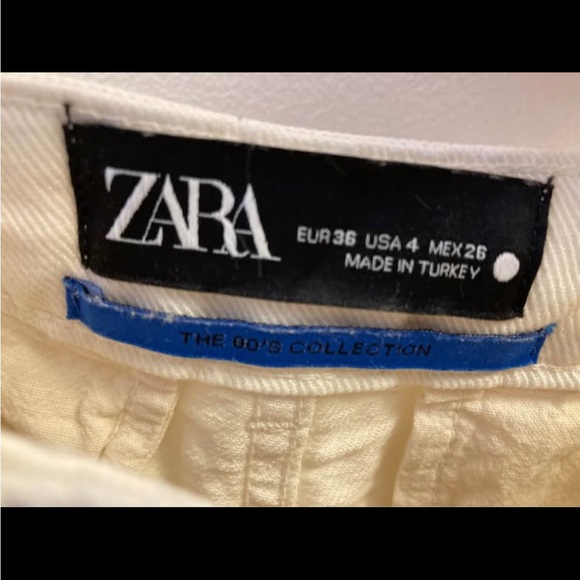 Zara Women's Curved Jeans Size 36 - Picture 3 of 4